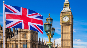 Großbritannien London Big Ben Flagge Foto iStock R_Stone.jpg